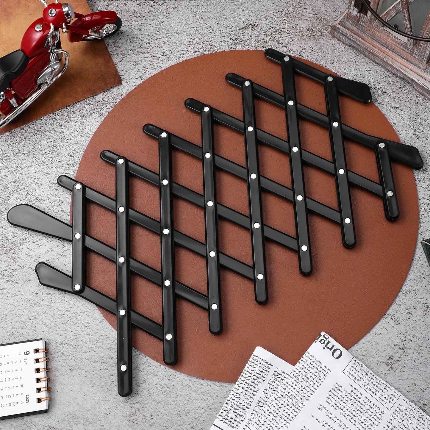 Pet Safety Fence Durable PP Material Retractable Car Window Barrier Travel Pet Dog Gate Dog Fence