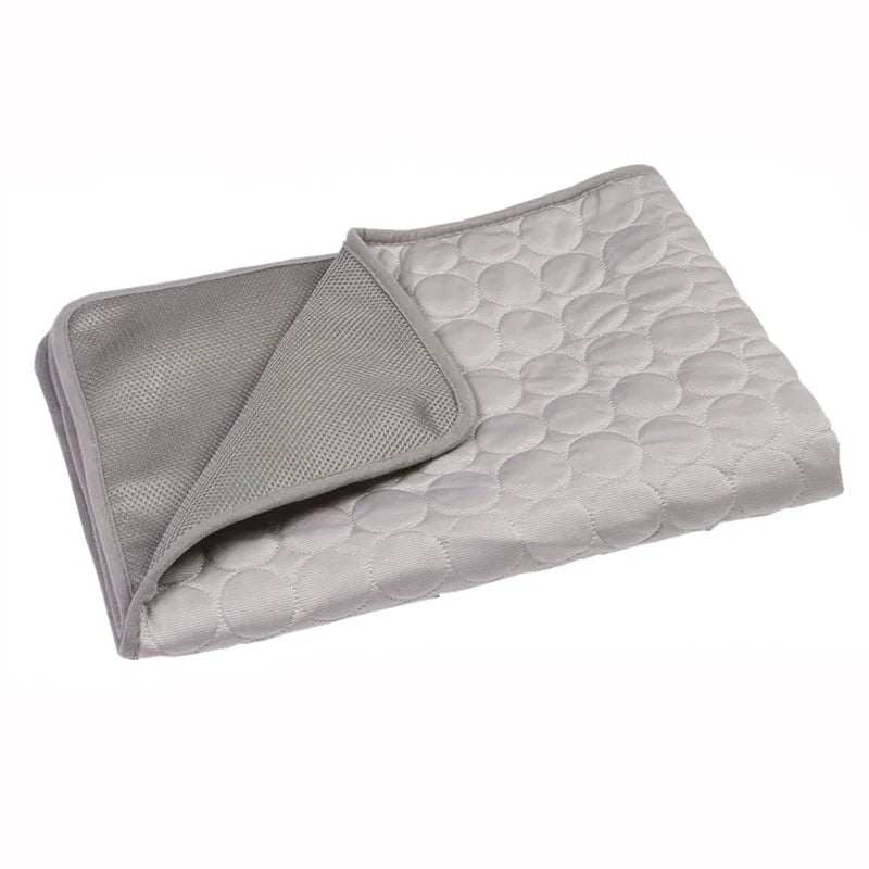 Dog Cooling Mat Pee Pad Reusable 4 Sizes Washable Cooling Blanket Cushion for Smal Large Kennel Sofa Bed Floor Car Seats Travel